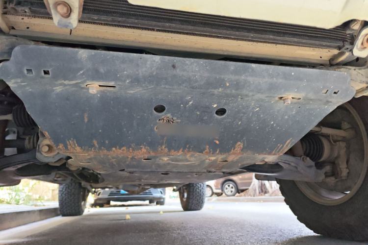 Used Toyota Prado 2004 VX 4.0 Chassis Front