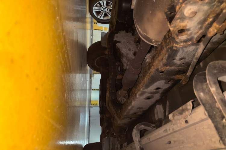 Used Toyota Prado 2004 GX 2.7 Automatic Model Chassis Rear Right
