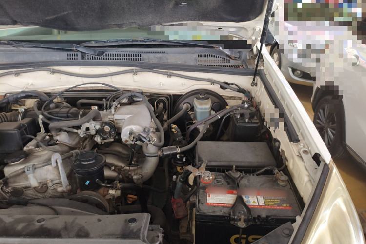 Used Toyota Prado 2004 GX 2.7 Automatic Model Engine Bay Left
