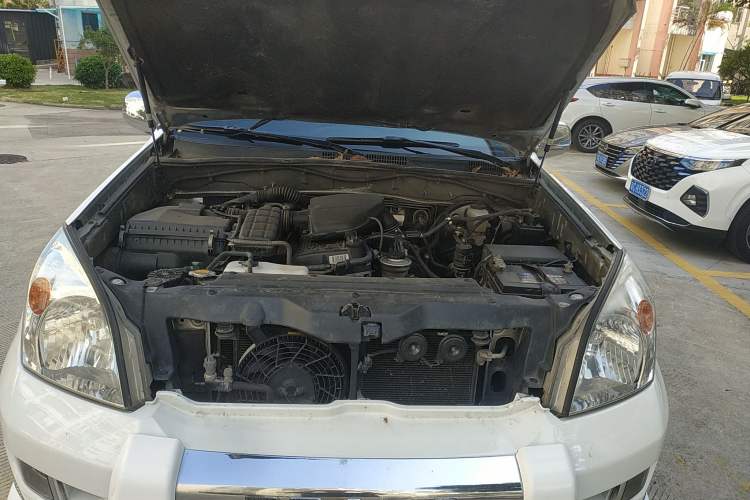 Used Toyota Prado 2004 GX 2.7 Automatic Model Engine Bay