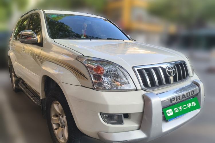 Used Toyota Prado 2004 GX 2.7 Automatic Model Front Right 45 Deg