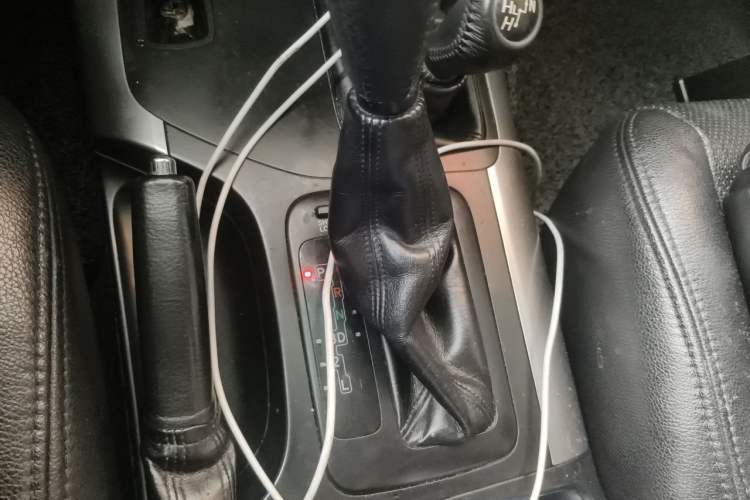 Used Toyota Prado 2004 GX 2.7 Automatic Model Gear Lever