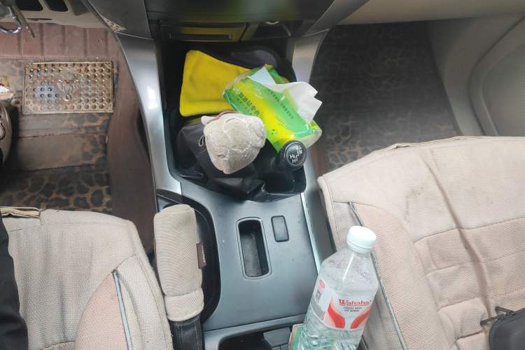 Used Toyota Prado 2004 GX 2.7 Manual Model Gear Lever