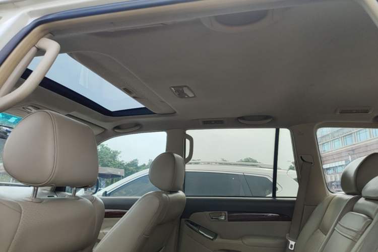 Used Toyota Prado 2004 VX 4.0 Headliner