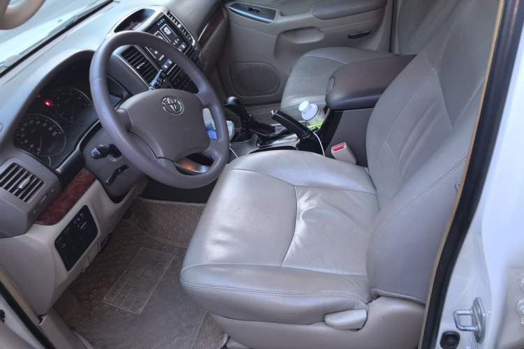Used Toyota Prado 2004 GX 2.7 Automatic Model Left Front Seat