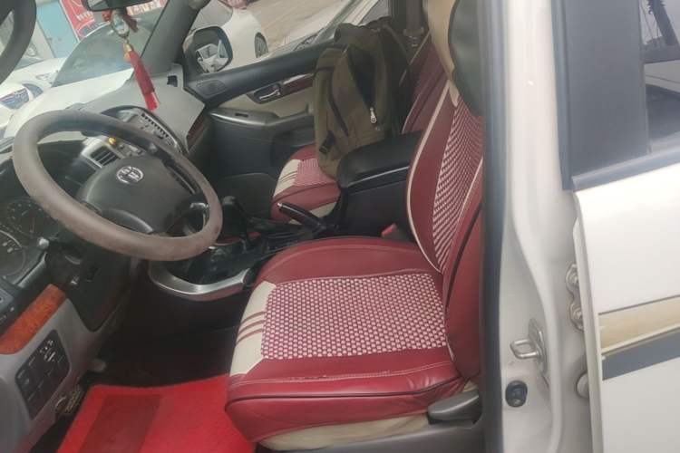 Used Toyota Prado 2004 GX 2.7 Automatic Model Left Front Seat