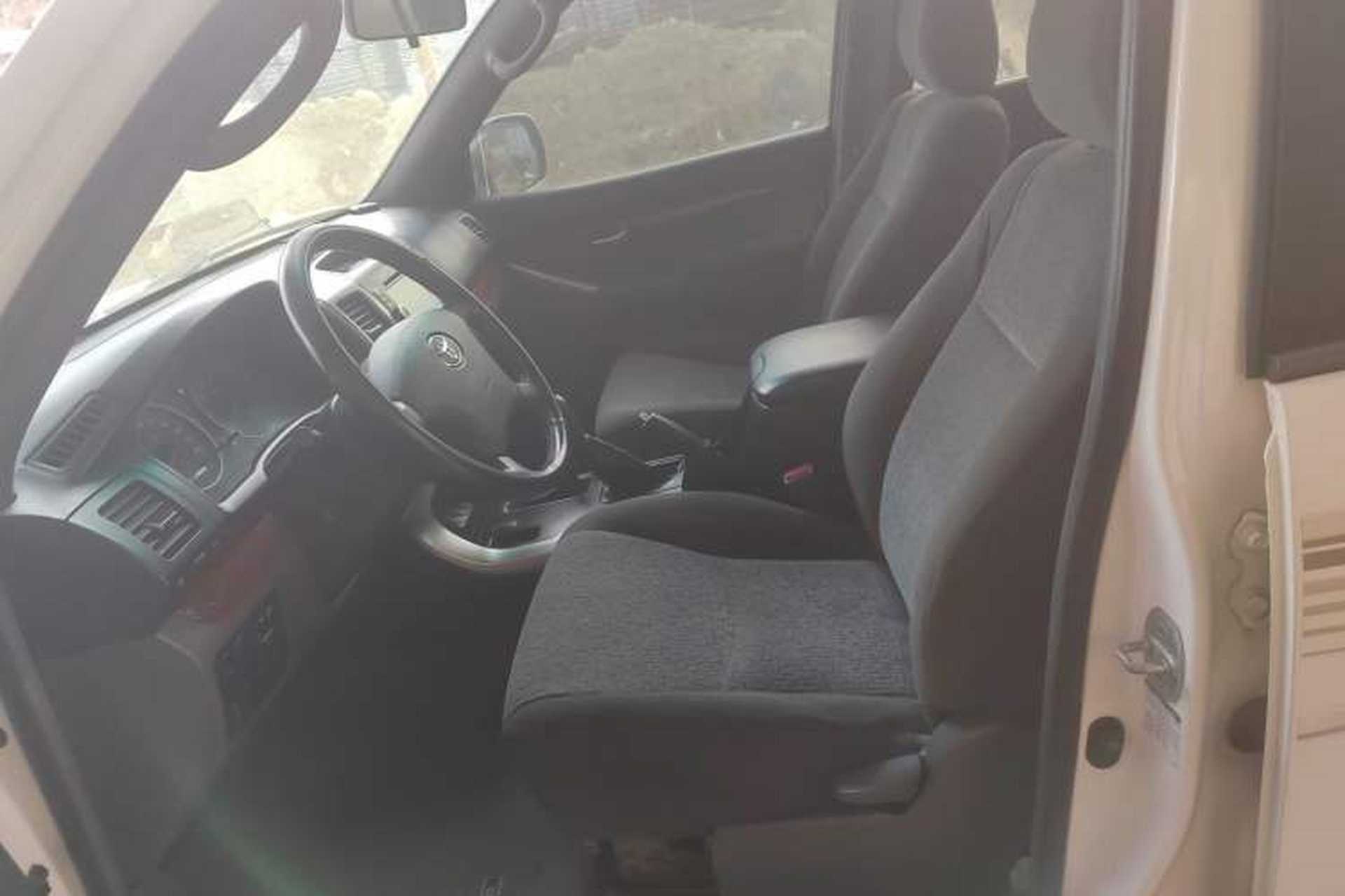 Used Toyota Prado 2004 GX 2.7 Automatic Model Left Front Seat