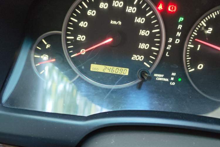 Used Toyota Prado 2004 VX 4.0 Odometer Close Up