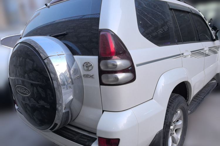 Used Toyota Prado 2004 GX 2.7 Automatic Model Rear