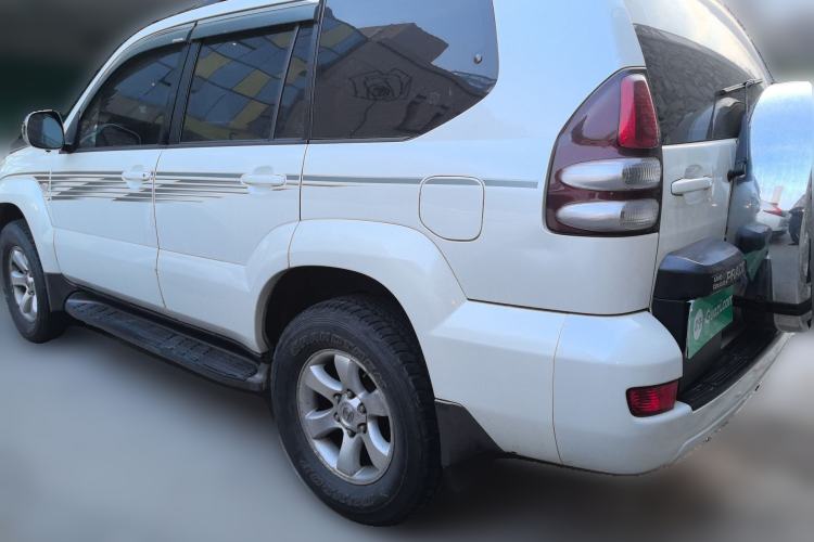 Used Toyota Prado 2004 GX 2.7 Automatic Model Rear Left 45 Deg