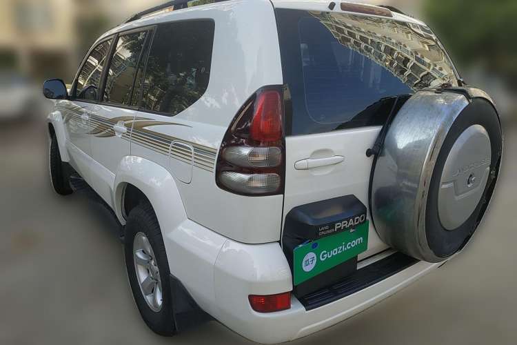 Used Toyota Prado 2004 GX 2.7 Automatic Model Rear Left 45 Deg