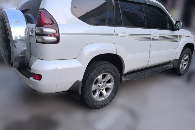 Used Toyota Prado 2004 GX 2.7 Automatic Model Rear Right 45 Deg