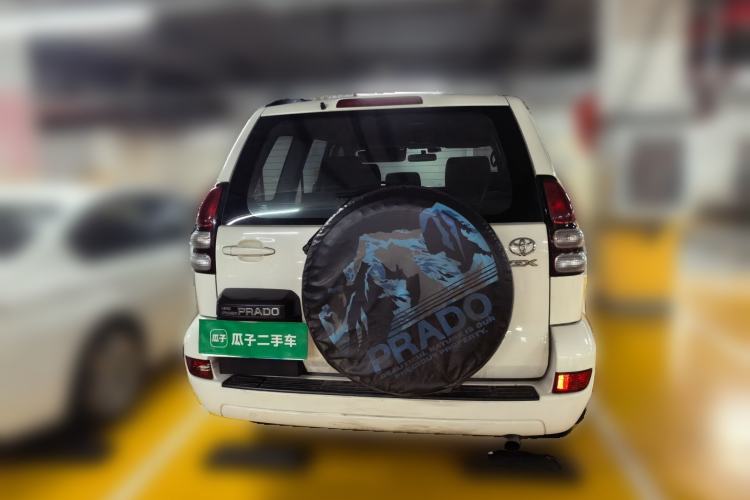 Used Toyota Prado 2004 GX 2.7 Automatic Model Rear