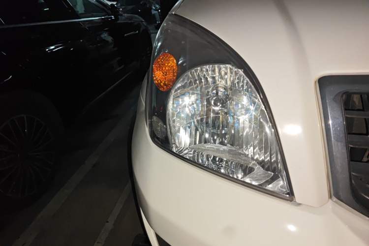 Used Toyota Prado 2004 4.0L Automatic GX Right Front Headlight