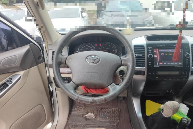 Used Toyota Prado 2004 GX 2.7 Manual Model Steering Wheel