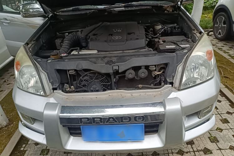 Used Toyota Prado 2005 4.0L Automatic GX Luxury Edition Engine Bay