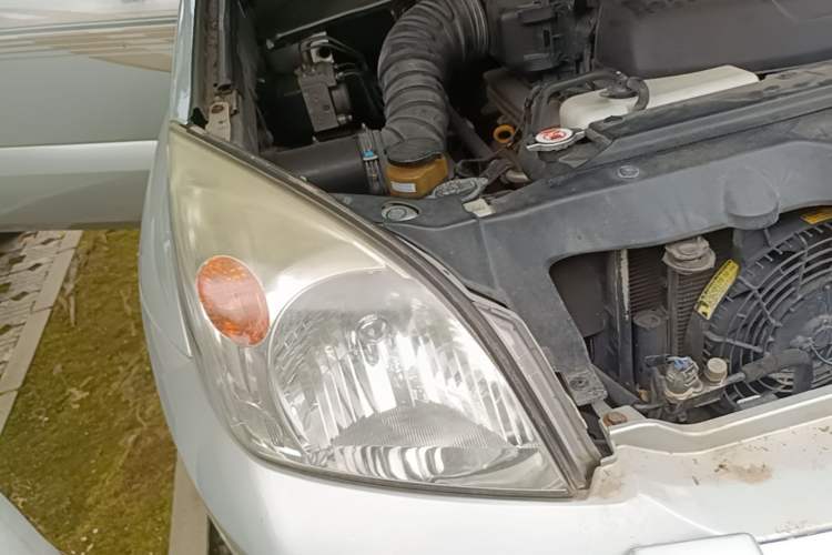 Used Toyota Prado 2005 4.0L Automatic GX Luxury Edition Right Front Headlight