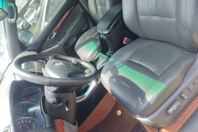 Used Toyota Prado 2005 4.0L Automatic GX Luxury Edition Left Front Seat