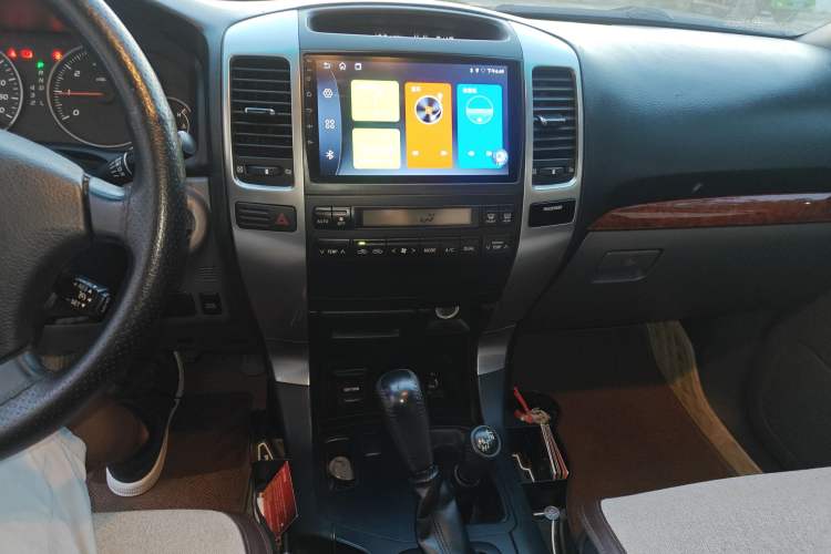 Used Toyota Prado 2006 4.0L Automatic VX Audio And AC Panel