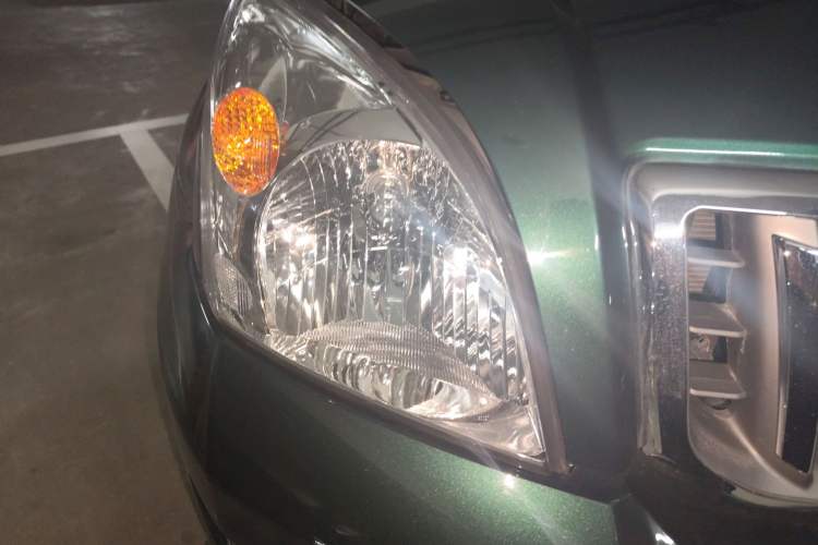 Used Toyota Prado 2006 4.0L Automatic VX NAVI Edition Right Front Headlight