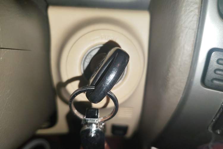 Used Toyota Prado 2006 4.0L Automatic VX NAVI Edition Vehicle Key