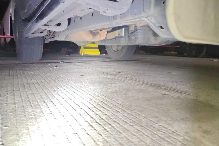 Used Toyota Prado 2006 4.0L Automatic VX Chassis Front Right