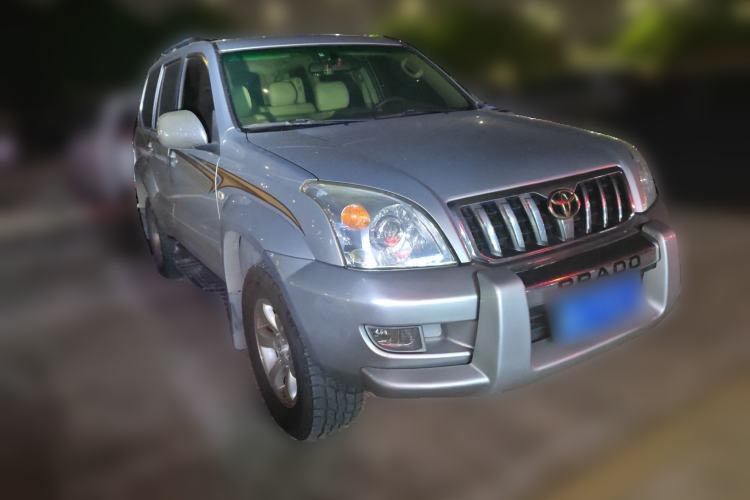 Used Toyota Prado 2006 4.0L Automatic VX Front Right 45 Deg