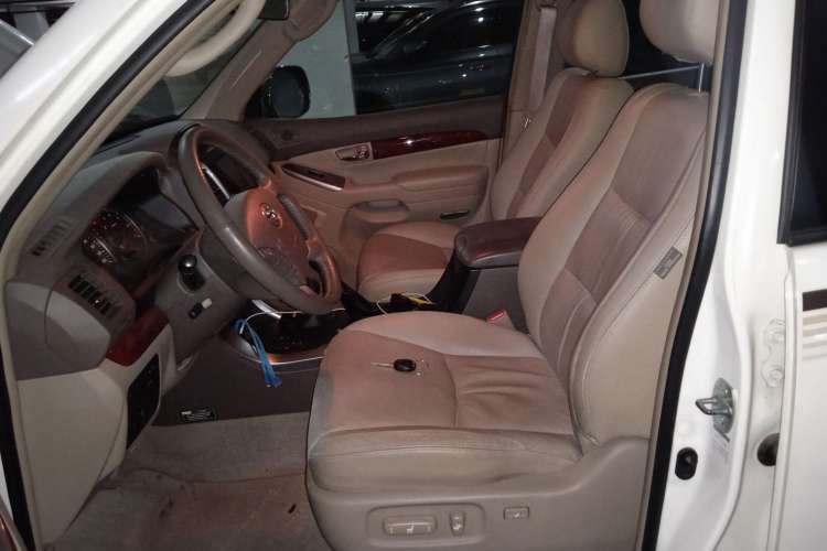 Used Toyota Prado 2006 4.0L Automatic VX Left Front Seat