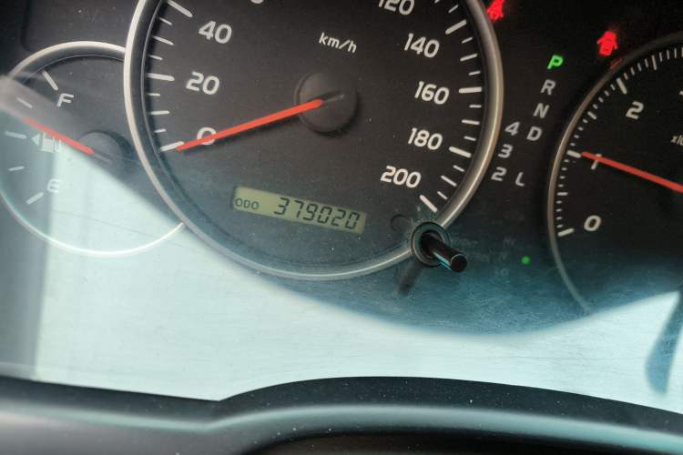 Used Toyota Prado 2006 4.0L Automatic VX Odometer Close Up