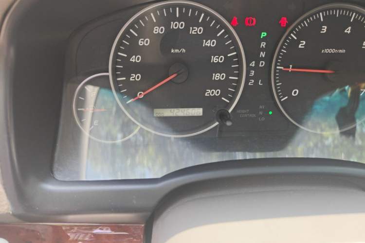Used Toyota Prado 2006 4.0L Automatic VX NAVI Edition Odometer Close Up