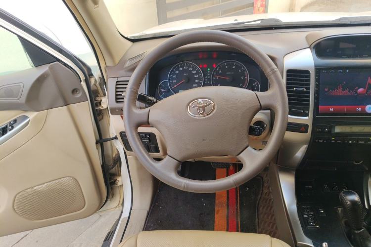 Used Toyota Prado 2006 4.0L Automatic VX Steering Wheel