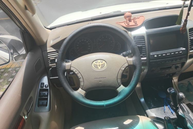 Used Toyota Prado 2006 4.0L Automatic VX NAVI Edition Steering Wheel