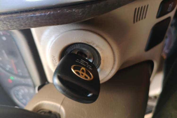 Used Toyota Prado 2006 4.0L Automatic VX Vehicle Key