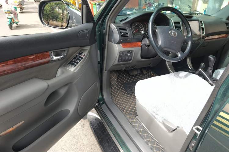 Used Toyota Prado 2008 2.7L Automatic Middle East Version Driver Seat