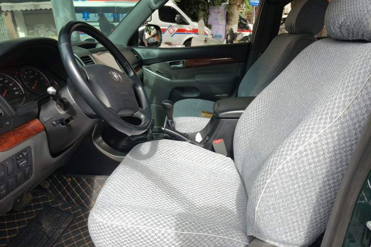 Used Toyota Prado 2008 2.7L Automatic Middle East Version Left Front Seat