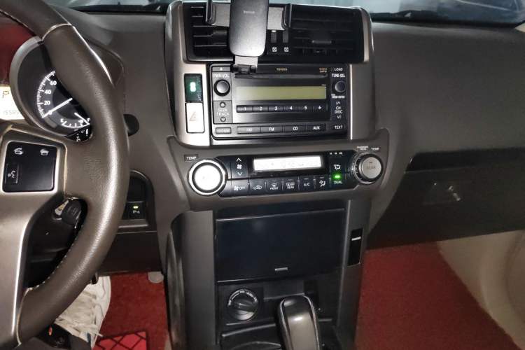 Used Toyota Prado 2010 2.7L Automatic Standard Edition Audio And AC Panel