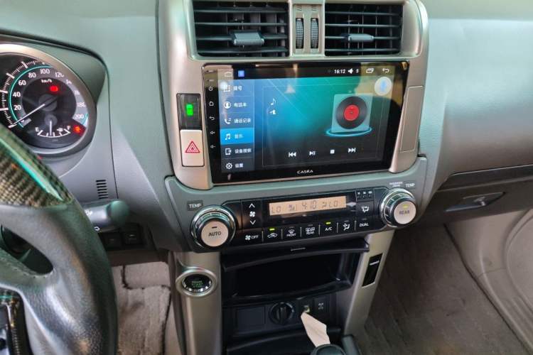 Used Toyota Prado 2010 4.0L Automatic TX-L Audio And AC Panel