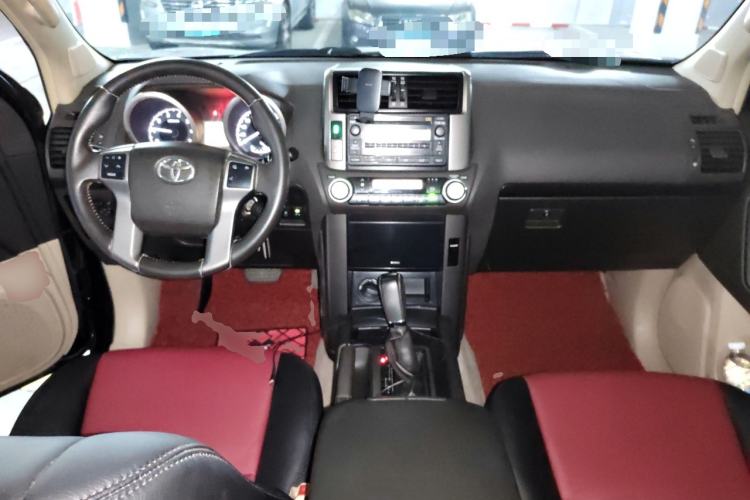 Used Toyota Prado 2010 2.7L Automatic Standard Edition Center Console
