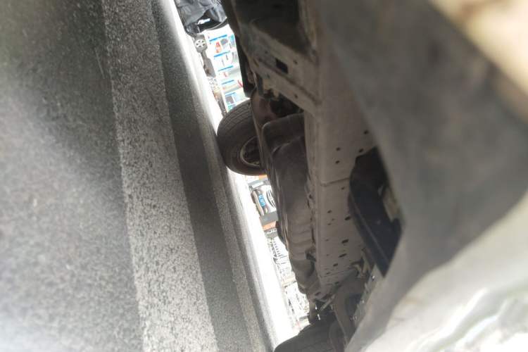 Used Toyota Prado 2010 4.0L Automatic TX-L Chassis Front Left