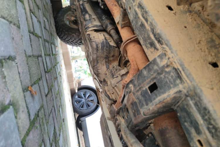 Used Toyota Prado 2010 4.0L Automatic TX-L NAVI Chassis Front Right