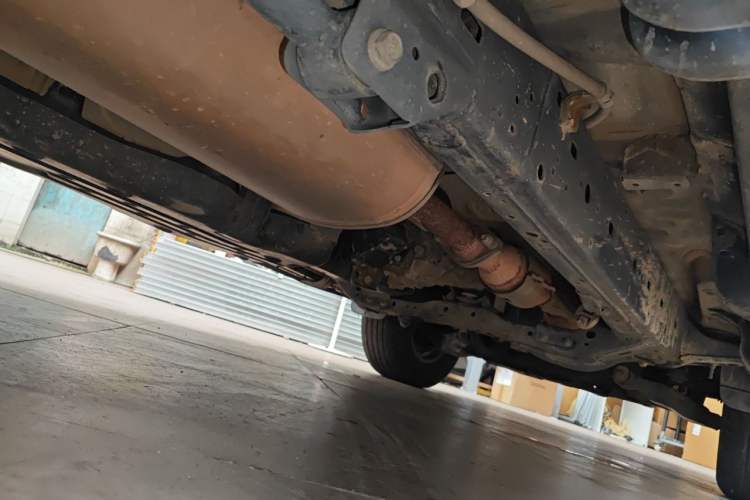 Used Toyota Prado 2010 2.7L Automatic Standard Edition Chassis Rear Right