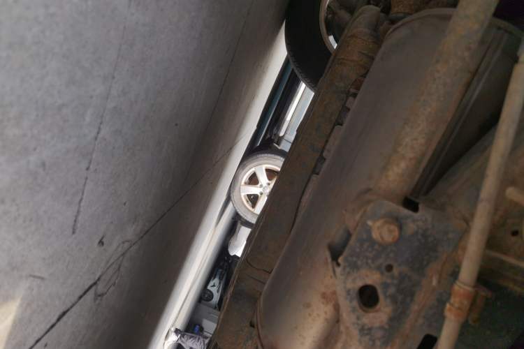Used Toyota Prado 2010 4.0L Automatic TX Chassis Rear Right