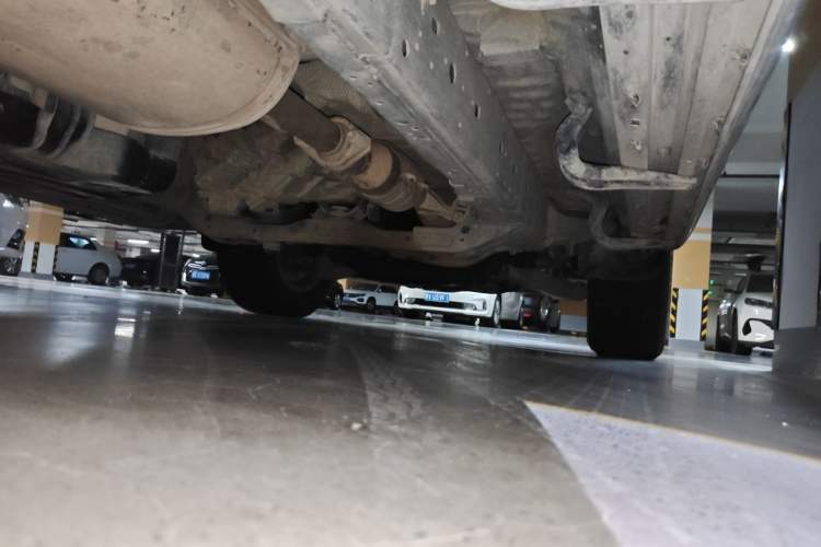 Used Toyota Prado 2010 2.7L Automatic Standard Edition Chassis Rear Right