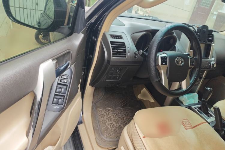 Used Toyota Prado 2010 4.0L Automatic TX-L Driver Seat