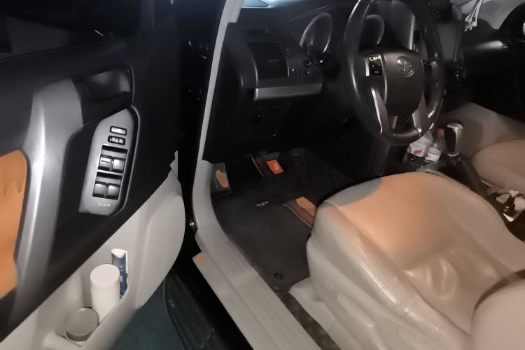 Used Toyota Prado 2010 2.7L Automatic Standard Edition Driver Seat