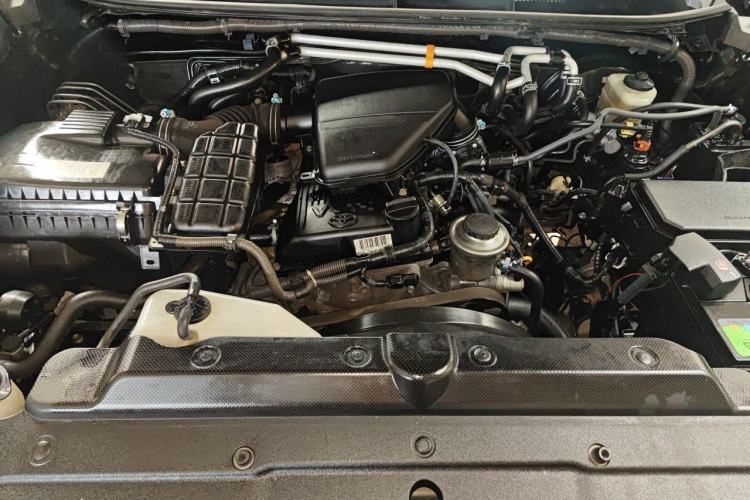 Used Toyota Prado 2010 2.7L Automatic Standard Edition Engine Bay