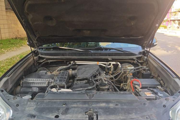 Used Toyota Prado 2010 2.7L Automatic Standard Edition Engine Bay