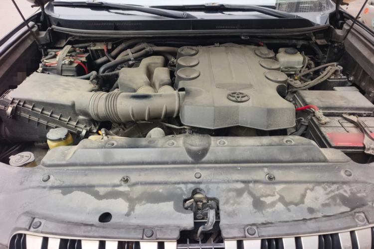 Used Toyota Prado 2010 4.0L Automatic VX NAVI Engine Bay