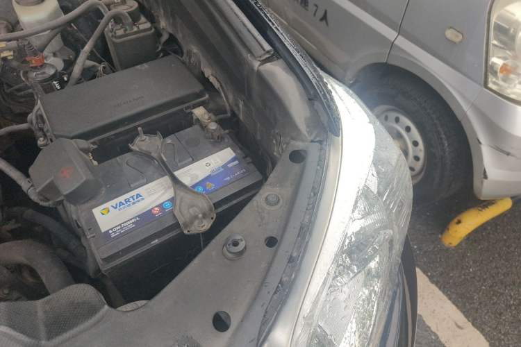 Used Toyota Prado 2010 2.7L Automatic Deluxe Edition Engine Bay Left