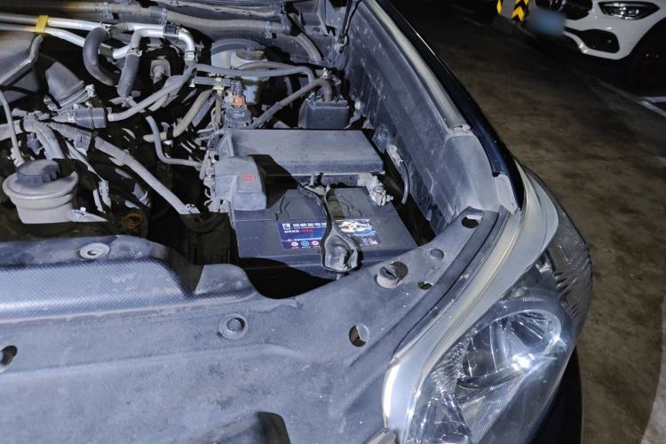 Used Toyota Prado 2010 2.7L Automatic Standard Edition Engine Bay Left